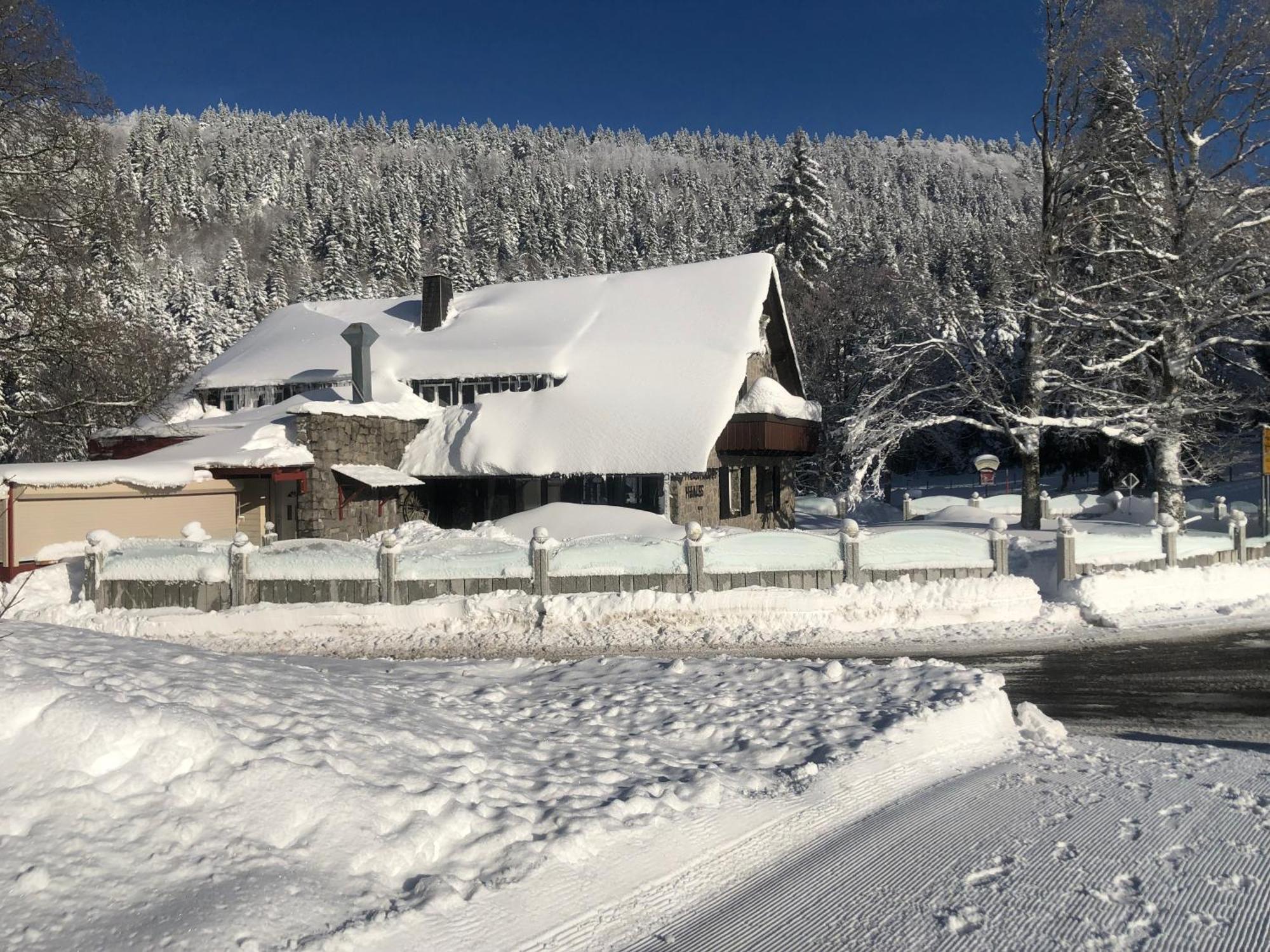 Waldhotel Auerhahn "Hochkopfhaus" Todtnau Exterior foto